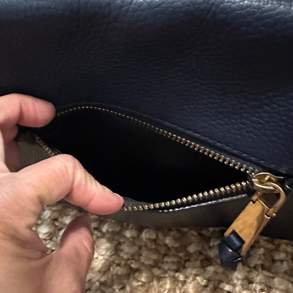 Navy blue Marc Jacobs crossbody purse - Picture 6 of 10